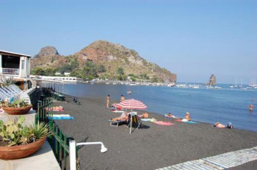 Hotel Conti Vulcano  Exterior foto